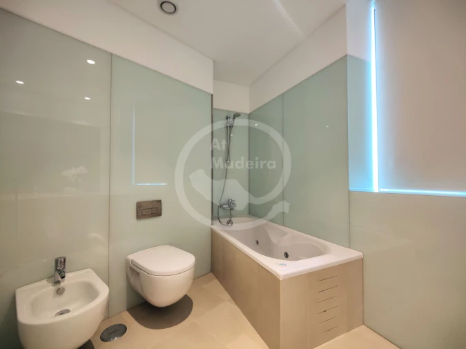 Apartamento T4 para Venda em Funchal Foto 21