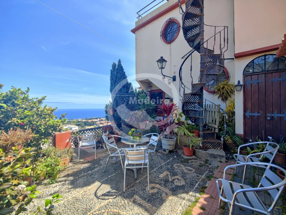 Moradia T3 para Venda em Funchal Foto 1