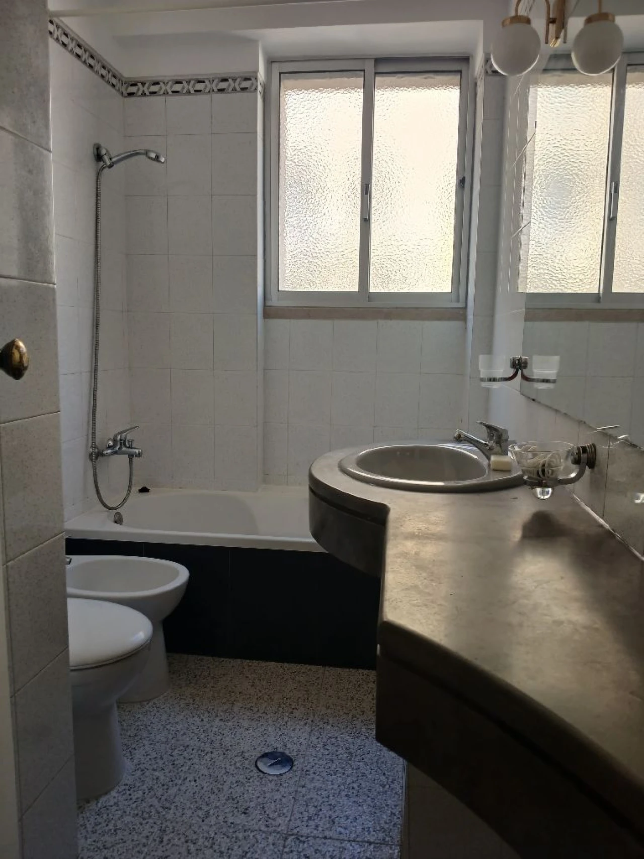 Apartamento T2 para Arrendamento em Benfica Foto 7