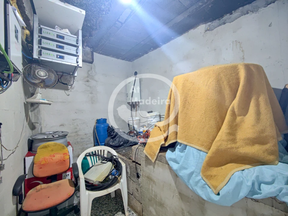 Moradia T2 para Venda em Fajã da Ovelha Foto 5