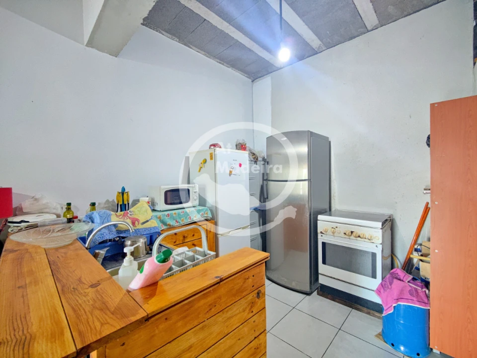 Moradia T2 para Venda em Fajã da Ovelha Foto 8