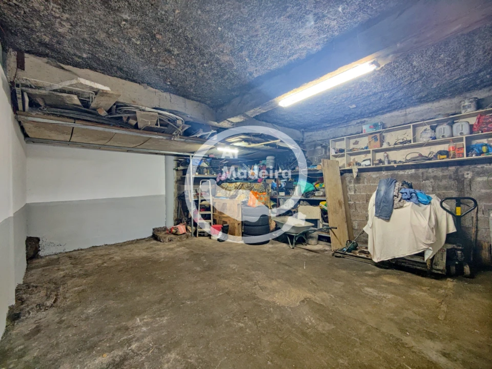 Moradia T2 para Venda em Fajã da Ovelha Foto 4