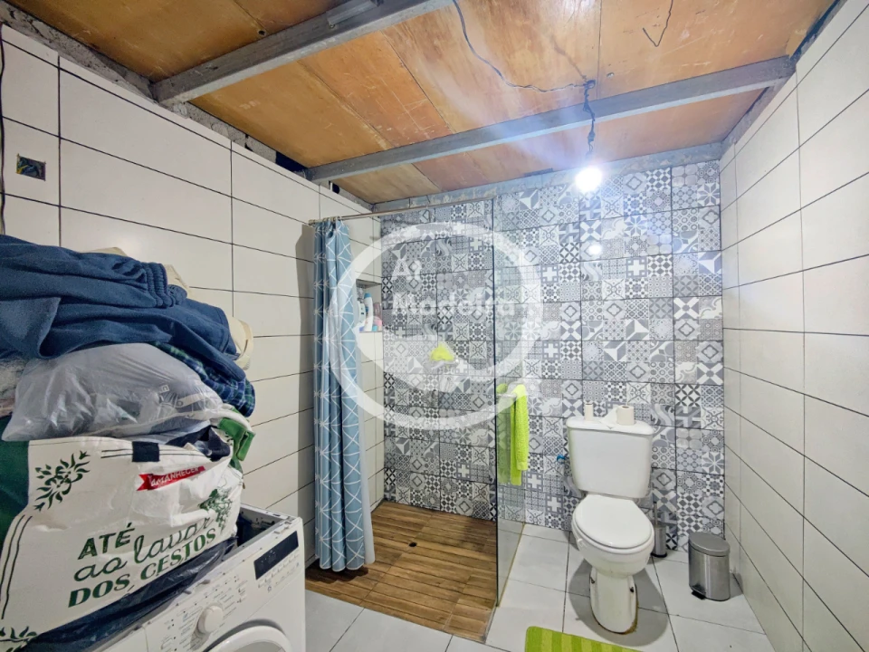 Moradia T2 para Venda em Fajã da Ovelha Foto 9