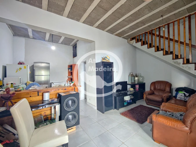 Moradia T2 para Venda em Fajã da Ovelha Foto 7