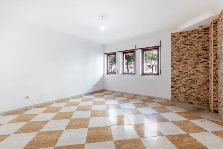 Apartamento T3 para Arrendamento em Algueirão Foto 14