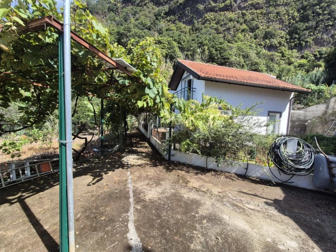 Quinta T-2 para Venda em Quebrada Foto 17