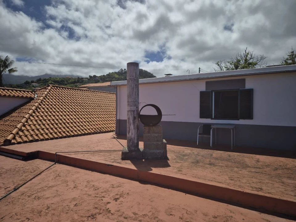 Moradia T2 para Venda em Achada grande Foto 11