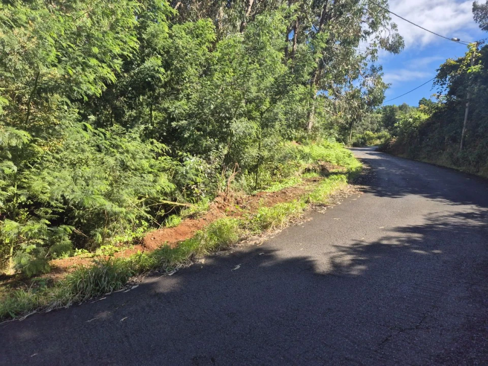 Terreno P/ Prédio para Venda em Rocha de Baixo Foto 10