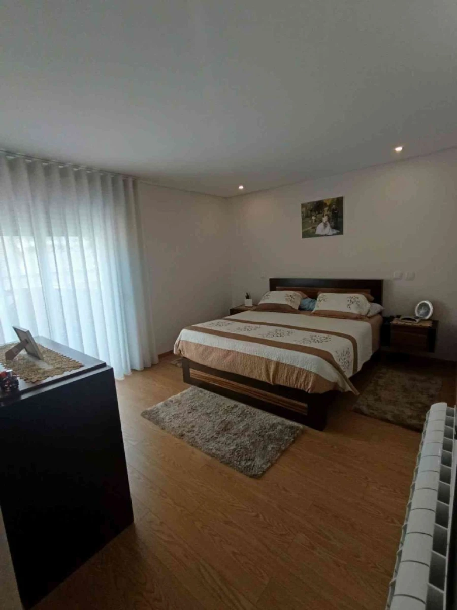 Apartamento T3 para Venda em Santa Maria da Feira Foto 12