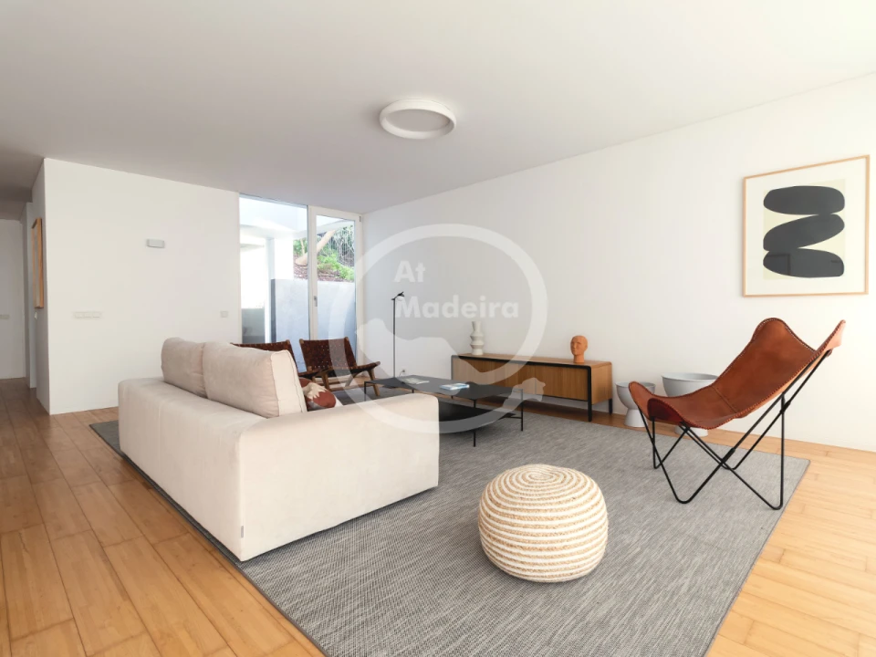 Moradia T4 para Venda em Funchal Foto 3