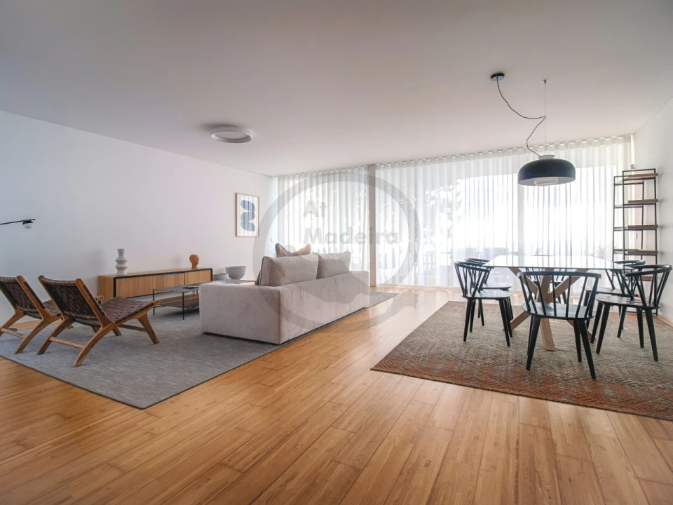 Moradia T4 para Venda em Funchal Foto 2