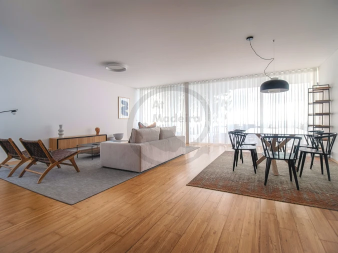 Moradia T4 para Venda em Funchal Foto 2