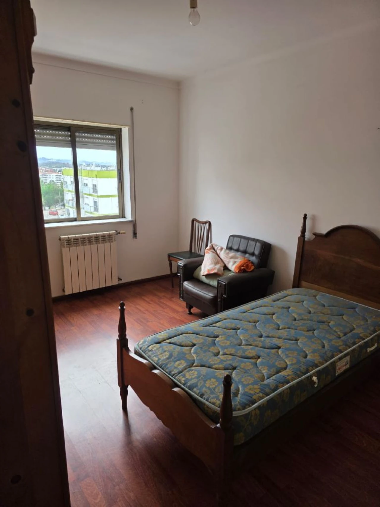 Apartamento T1 para Venda em Caldas da Rainha Foto 1