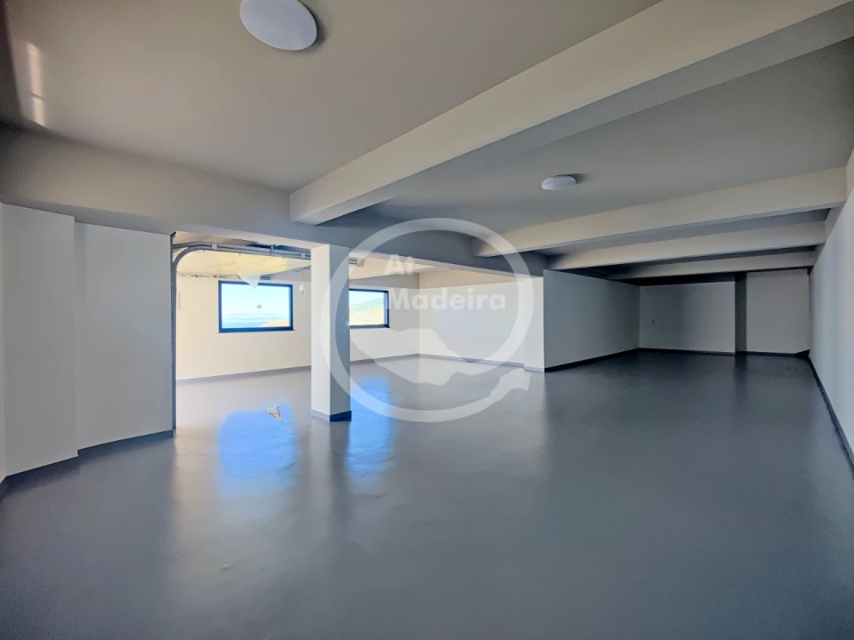 Moradia T3 para Venda em Arco da Calheta Foto 24