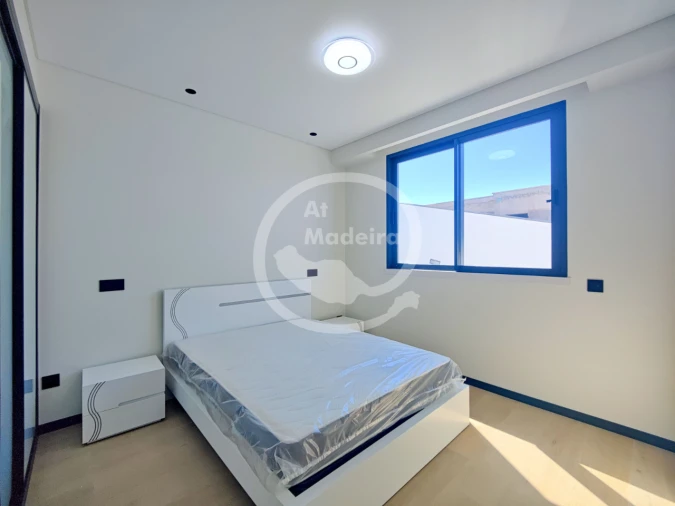 Moradia T3 para Venda em Arco da Calheta Foto 9