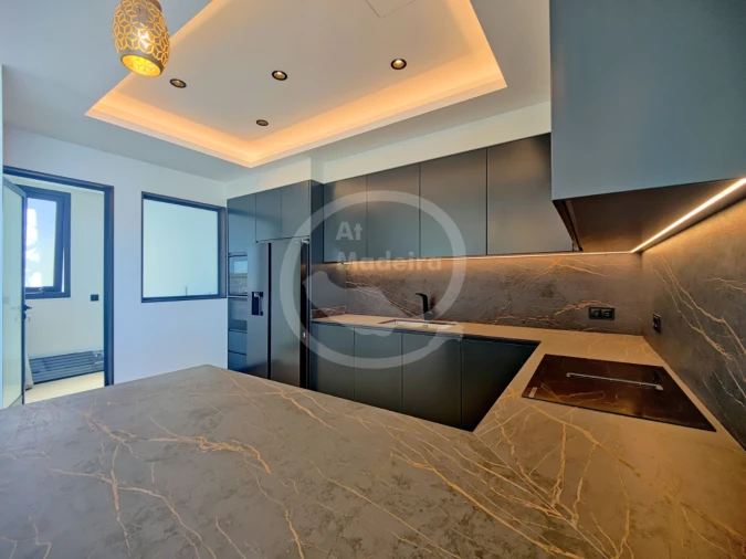 Moradia T3 para Venda em Arco da Calheta Foto 6