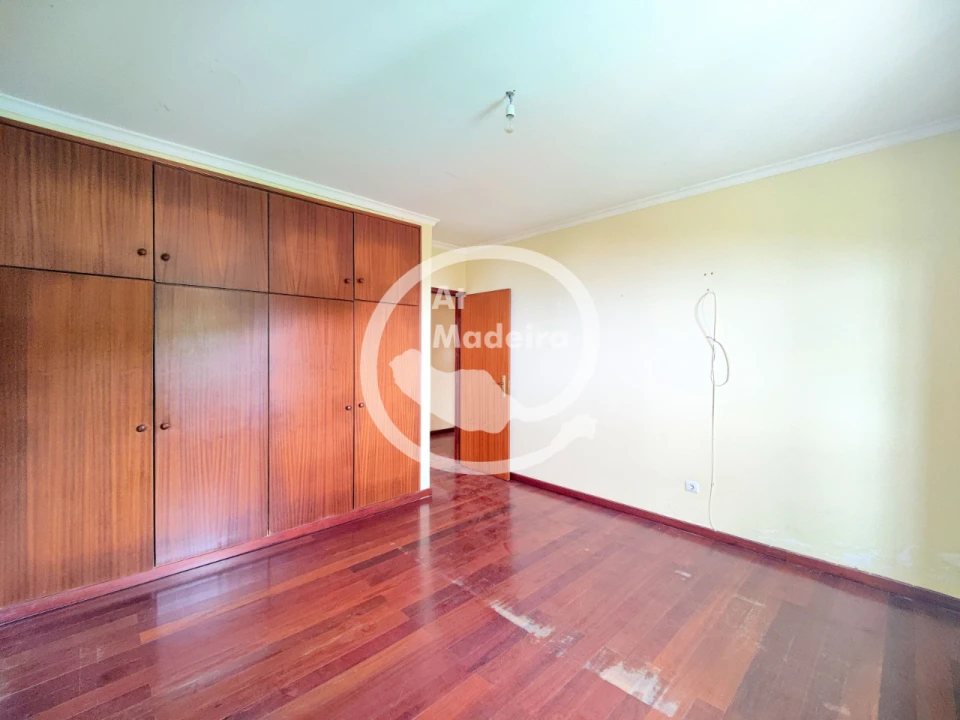 Moradia T3 para Venda em Canhas Foto 13