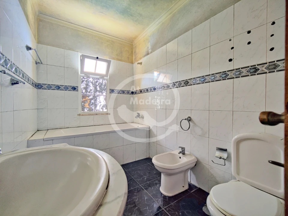 Moradia T3 para Venda em Canhas Foto 19