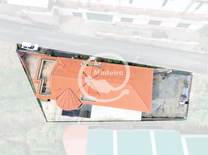 Moradia T3 para Venda em Canhas Foto 2