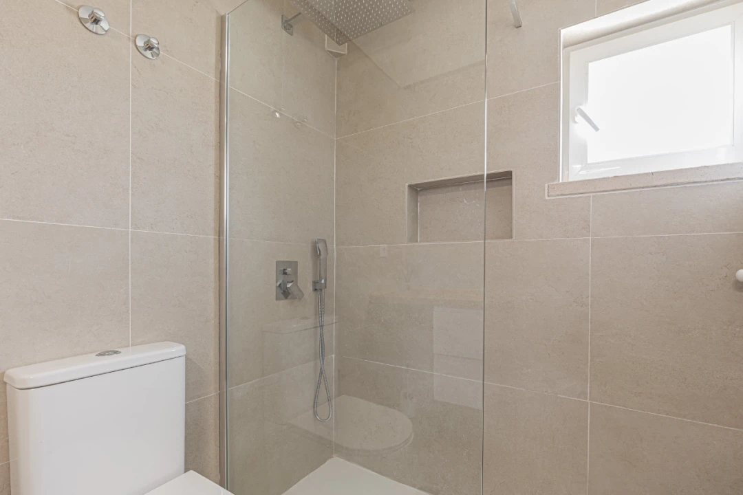 Moradia T5 para Venda em Charneca de Caparica Foto 41