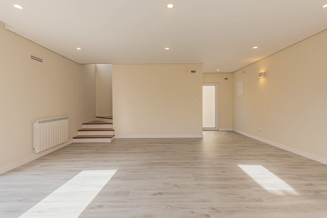 Moradia T5 para Venda em Charneca de Caparica Foto 29