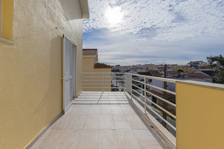 Moradia T5 para Venda em Charneca de Caparica Foto 44