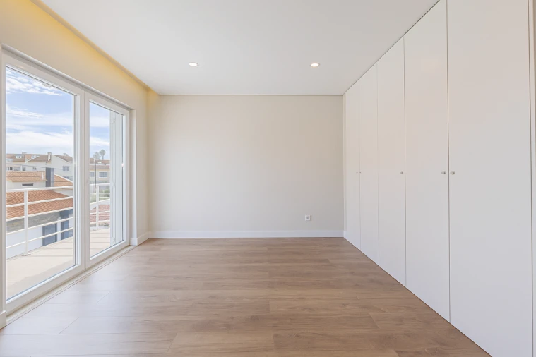 Moradia T5 para Venda em Charneca de Caparica Foto 38