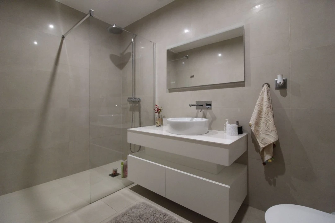 Moradia T3 para Venda em Baia Foto 20