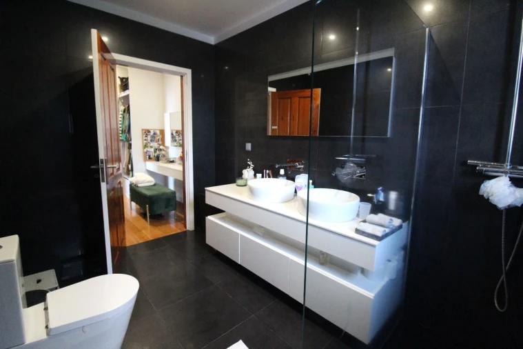 Moradia T3 para Venda em Baia Foto 18