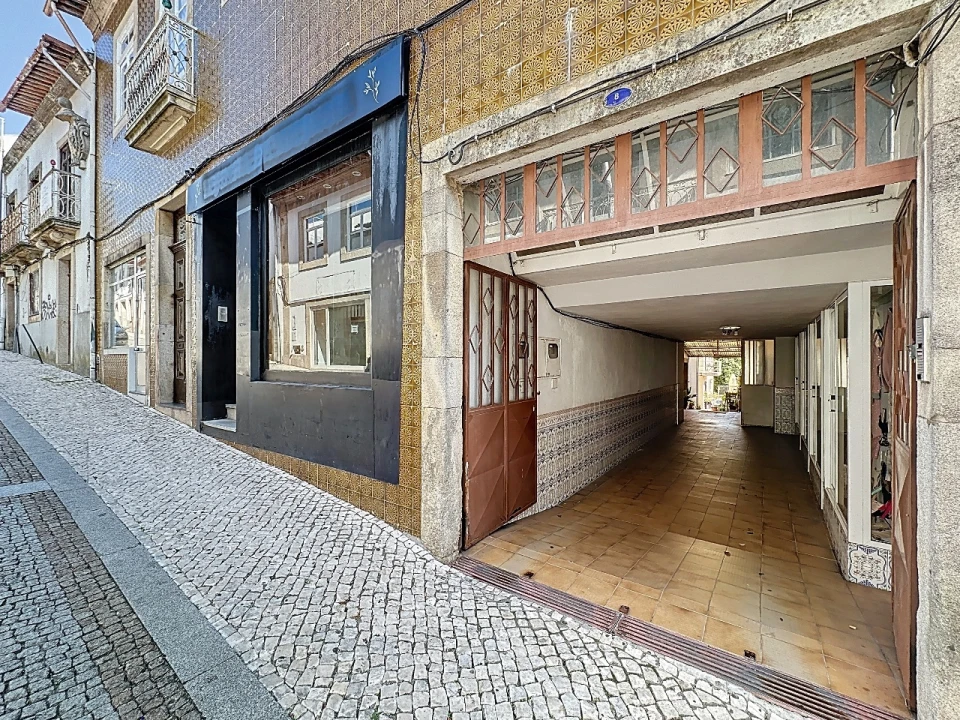 Moradia T6 para Venda em Santa Maria da Feira Foto 14