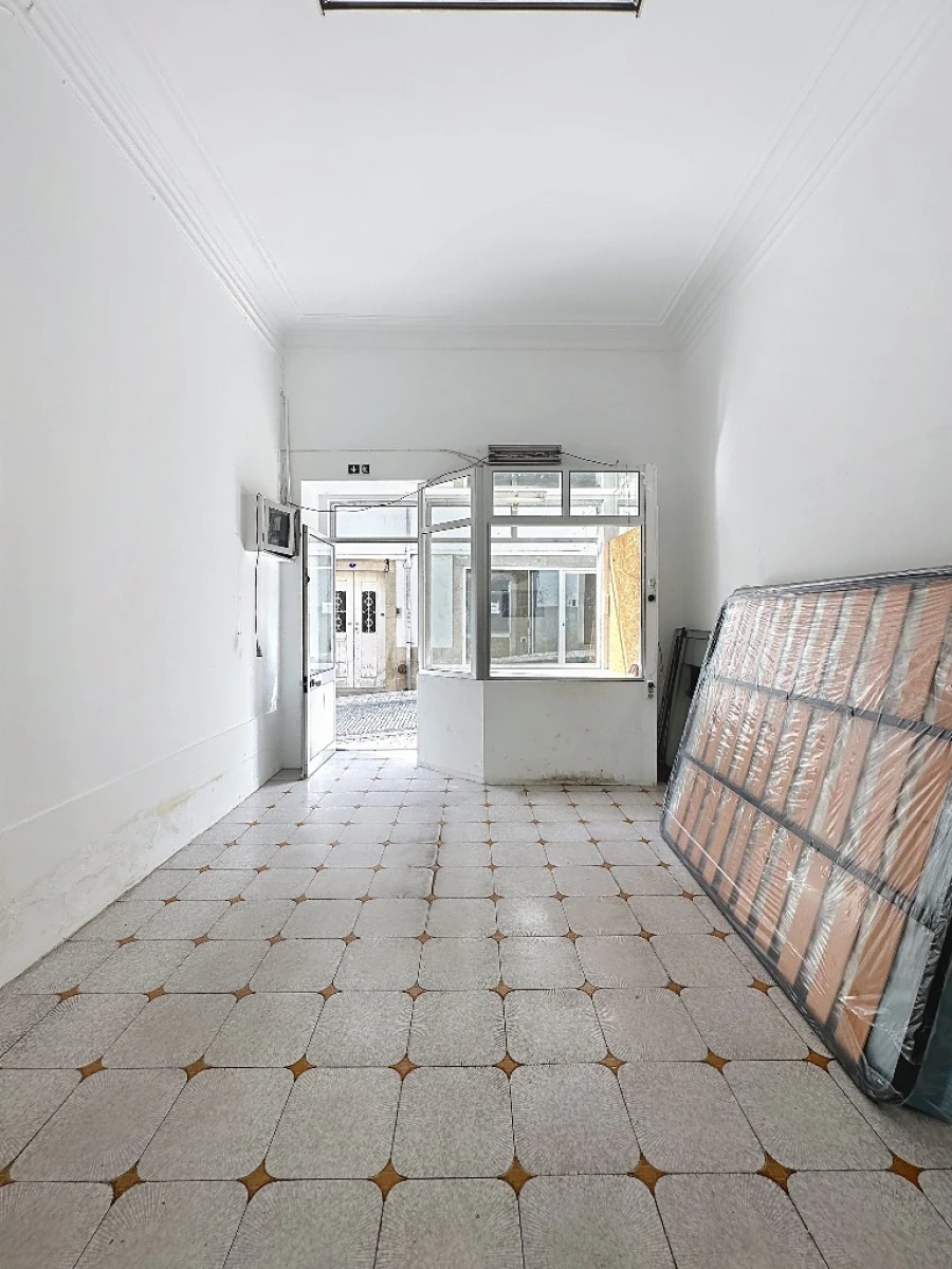 Moradia T6 para Venda em Santa Maria da Feira Foto 12