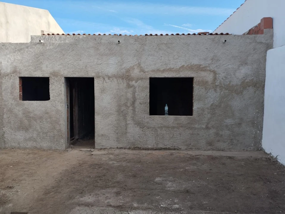 Moradia T3 para Venda em Aldeia Nova Foto 6