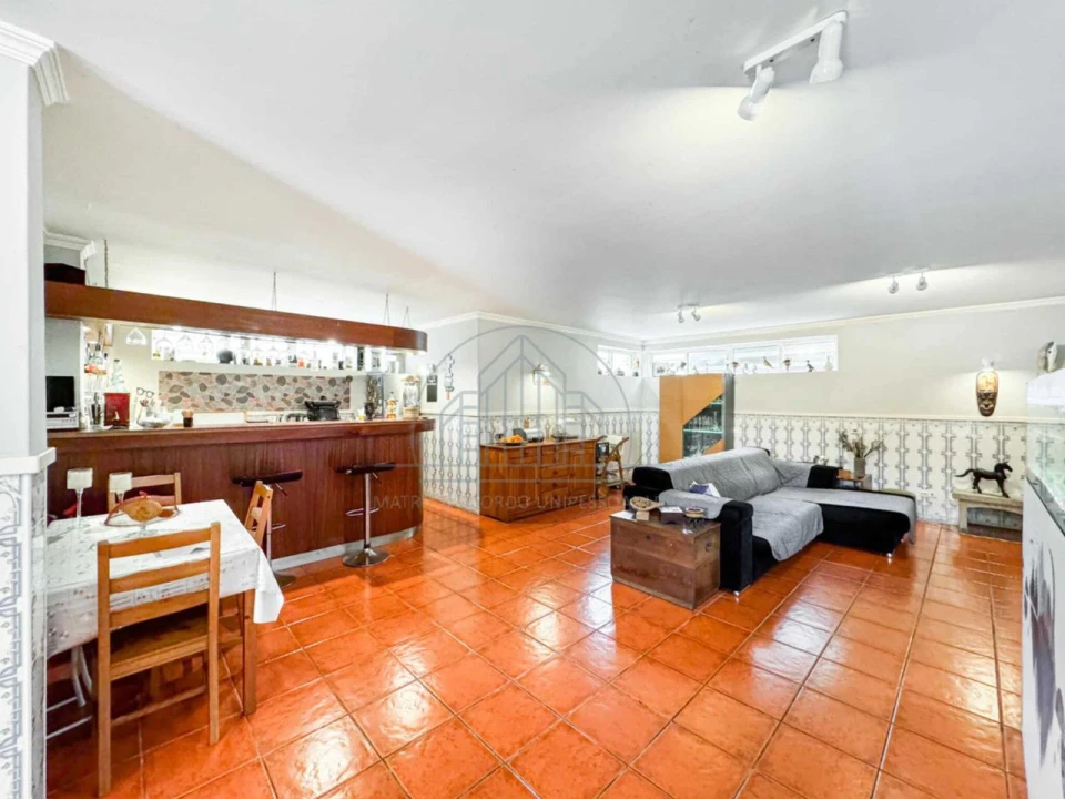 Apartamento T4 para Venda em Vila Nova de Gaia Foto 8