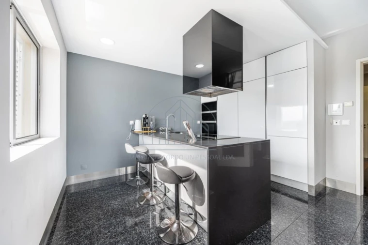 Apartamento T4 para Venda em Vila Nova de Gaia Foto 22