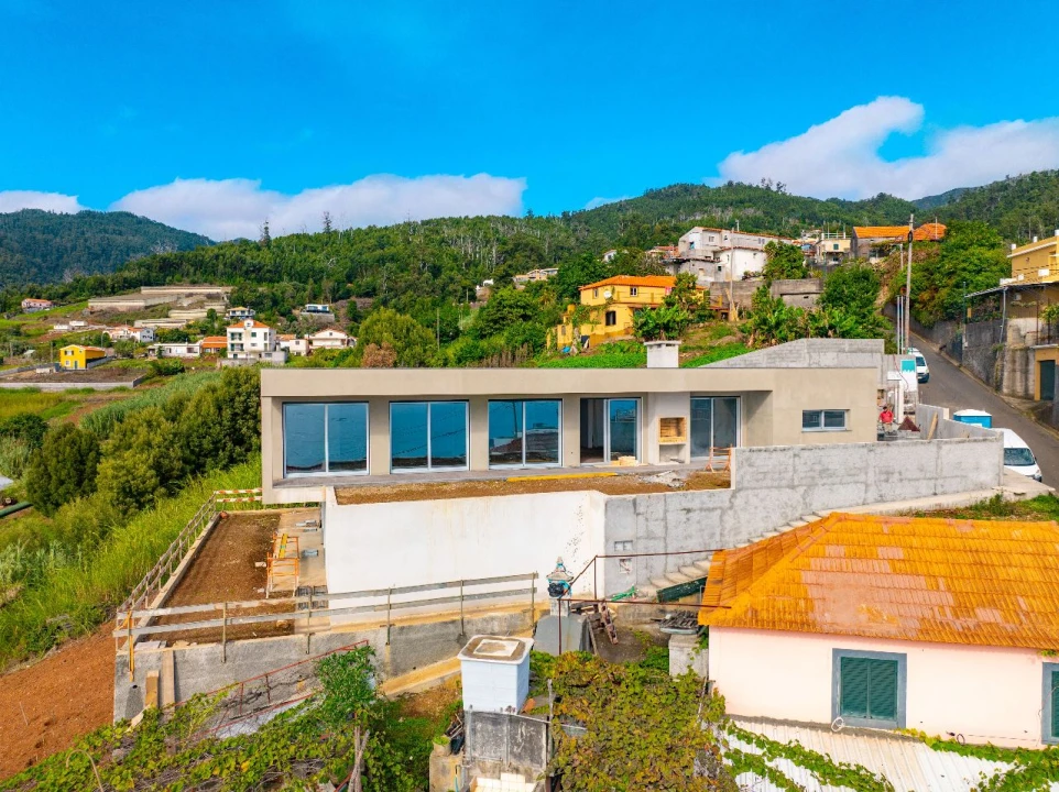 Moradia T3 para Venda em Calheta Foto 2