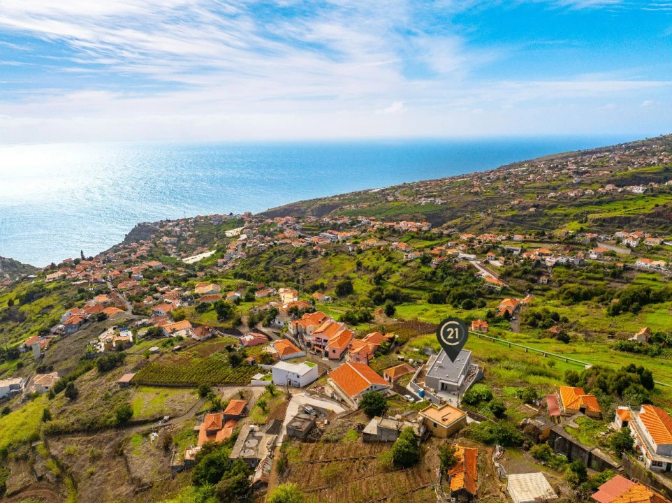 Moradia T3 para Venda em Calheta Foto 24