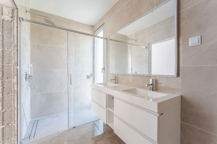 Moradia T3 para Venda em Calheta Foto 10