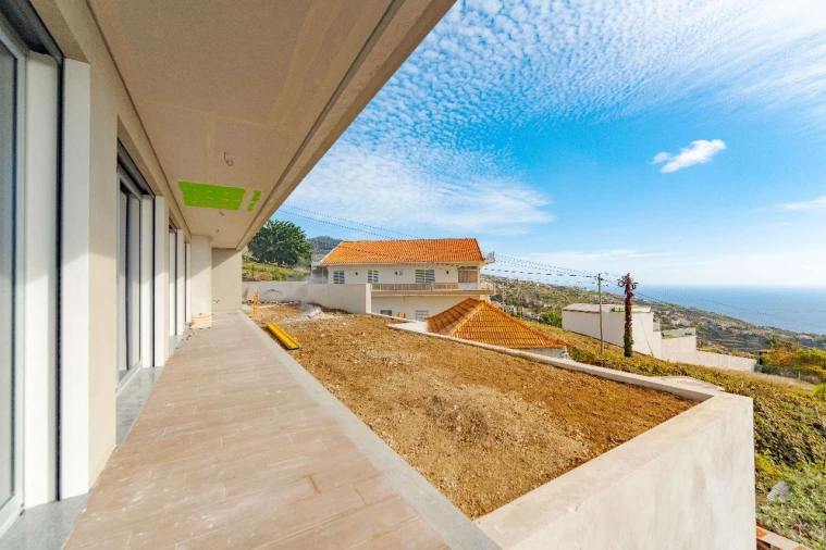 Moradia T3 para Venda em Calheta Foto 14