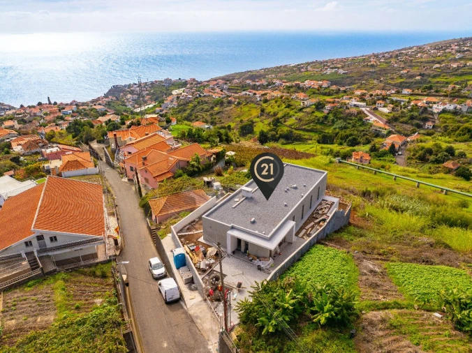 Moradia T3 para Venda em Calheta Foto 16