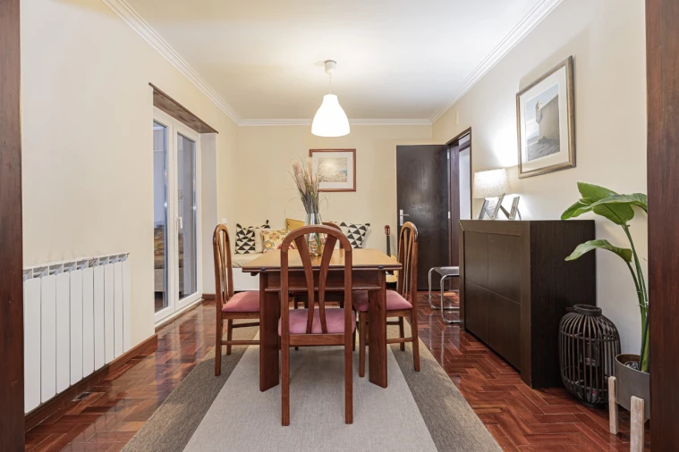 Apartamento T3 para Venda em Porto Salvo Foto 11