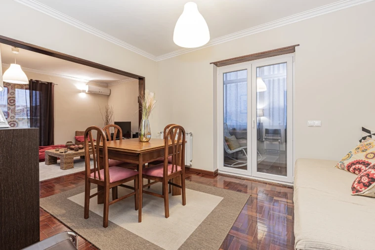 Apartamento T3 para Venda em Porto Salvo Foto 12