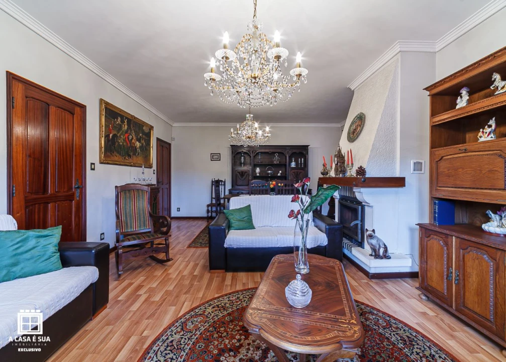 Moradia T5 para Venda em São João Foto 8