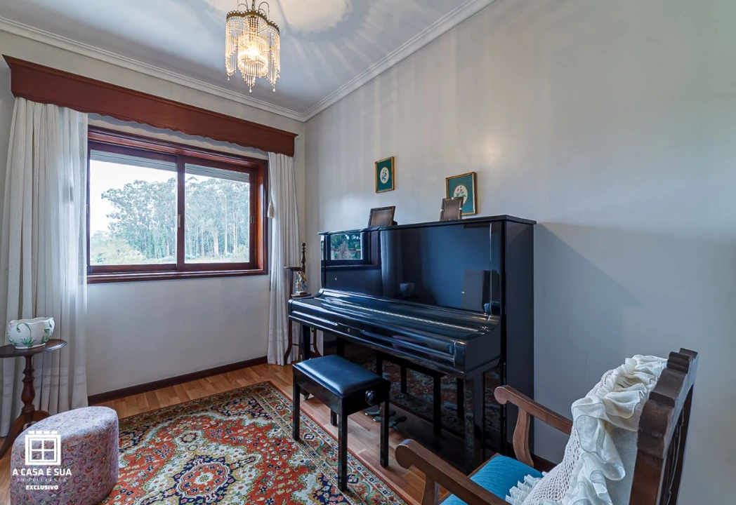 Moradia T5 para Venda em São João Foto 26