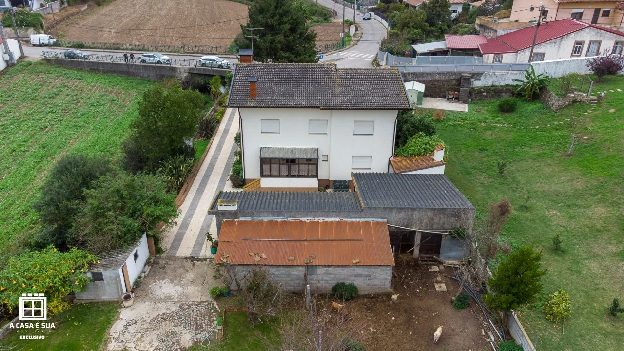 Moradia T5 para Venda em São João Foto 33