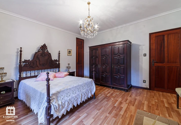 Moradia T5 para Venda em São João Foto 9