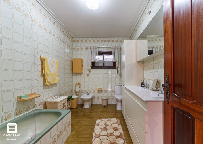 Moradia T5 para Venda em São João Foto 16