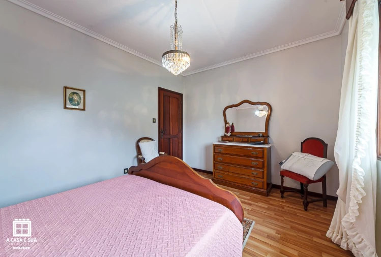 Moradia T5 para Venda em São João Foto 27