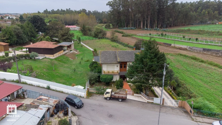 Moradia T5 para Venda em São João Foto 36