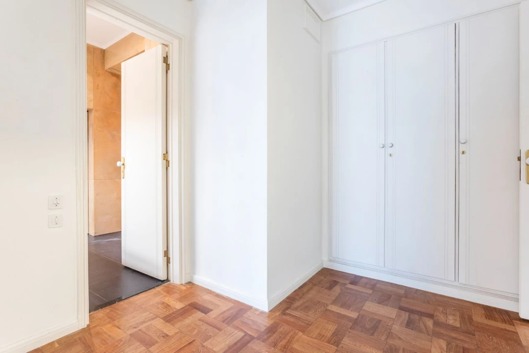 Apartamento T4 para Arrendamento em Lisboa Foto 15