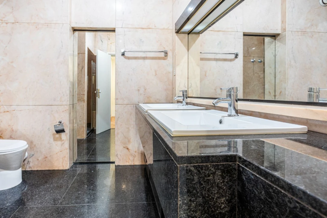 Apartamento T4 para Arrendamento em Lisboa Foto 34